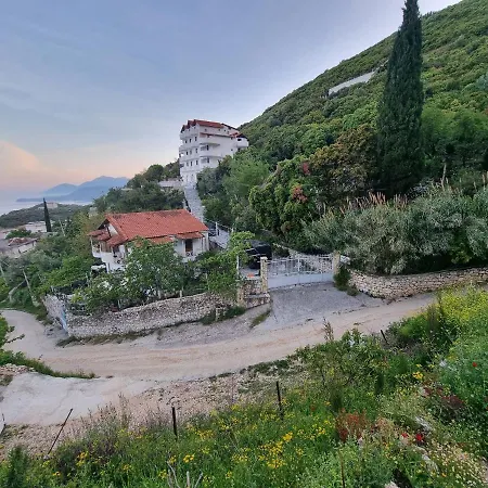 Lida's House 3* Lukovë