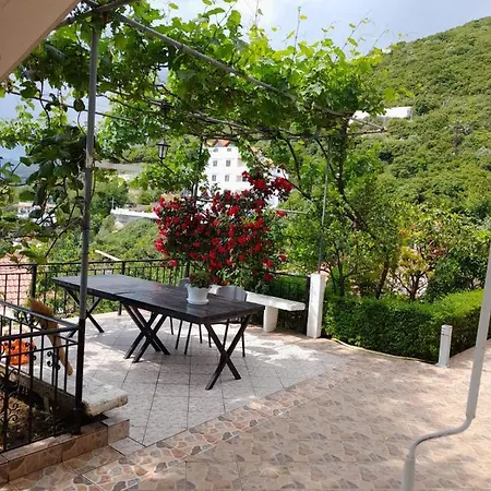 Guest house Lida's House *