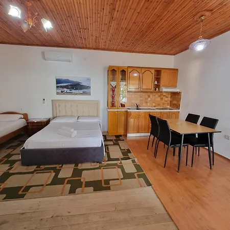 Lida's House Lukovë