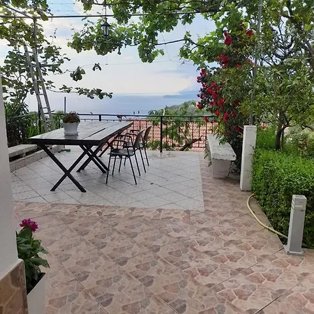 بيت ضيافة Lida's House Lukovë