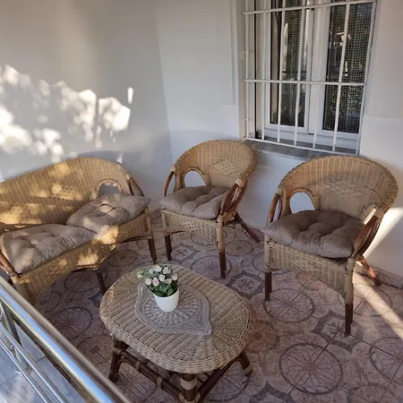 Lida's House بيت ضيافة