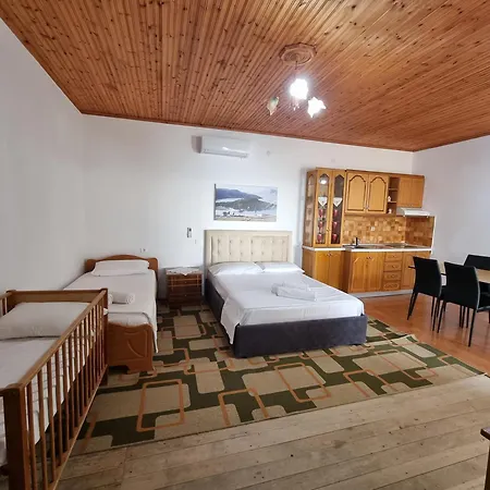 بيت ضيافة Lida's House