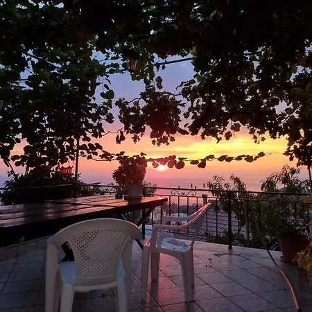 Lida's House بيت ضيافة