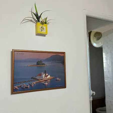 Lida's House بيت ضيافة Lukovë