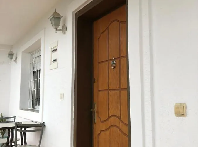 Lida's House Guest house Lukove