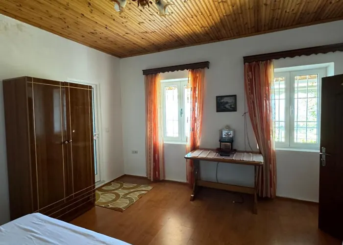 Guest house Lida's House